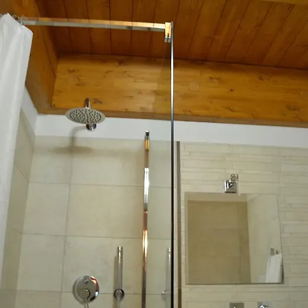 Al Vecchio Borgo Alojamento de Acomodação e Pequeno-almoço 3*