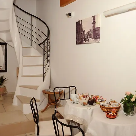 Al Vecchio Borgo 3* バルレッタ