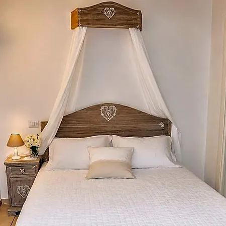 Al Vecchio Borgo Nocleg ze śniadaniem 3*
