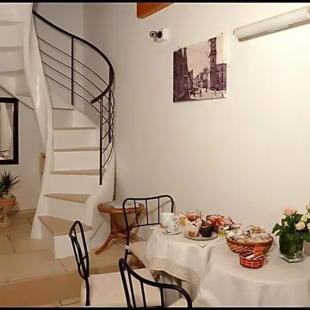 Al Vecchio Borgo Nocleg ze śniadaniem Barletta
