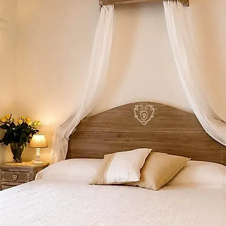 Al Vecchio Borgo Nocleg ze śniadaniem 3*