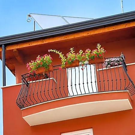 Nocleg ze śniadaniem Al Vecchio Borgo
